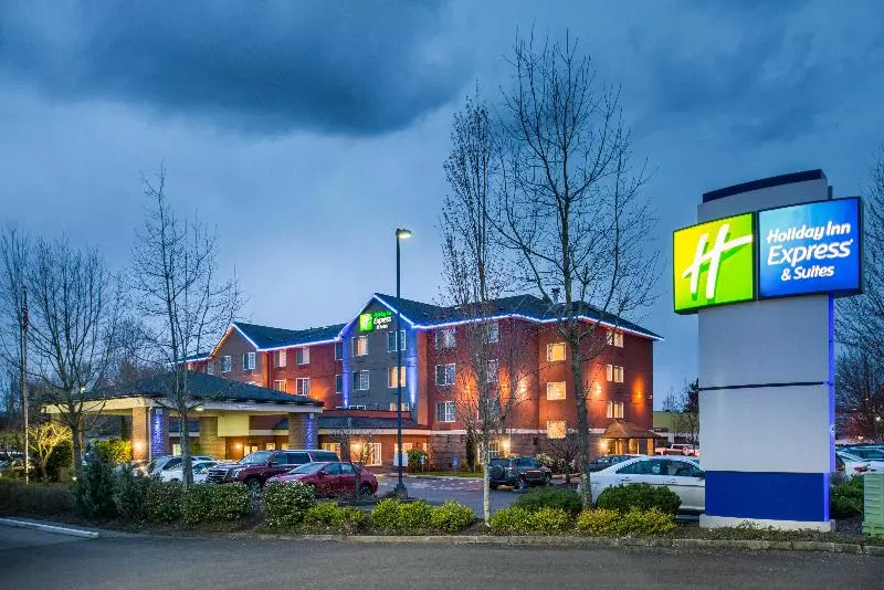 Holiday Inn Express Hotel & Suites Portland Jantzen Beach, An Ihg