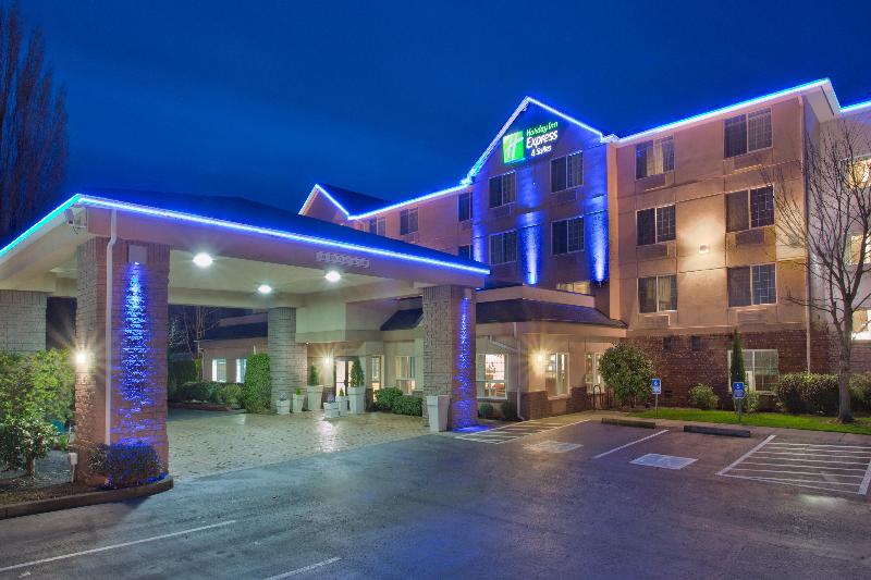 Holiday Inn Express Hotel & Suites Portland   Jantzen Beach, An Ihg