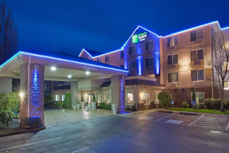 Holiday Inn Express Hotel & Suites Portland Jantzen Beach, An Ihg