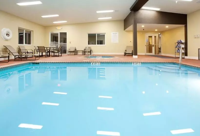 Holiday Inn Express Hotel & Suites Torrington, An Ihg