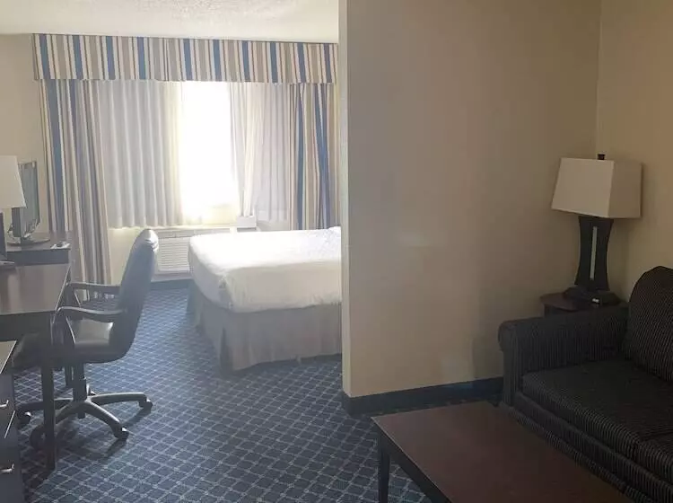 Holiday Inn Express Hotel & Suites Torrington, An Ihg