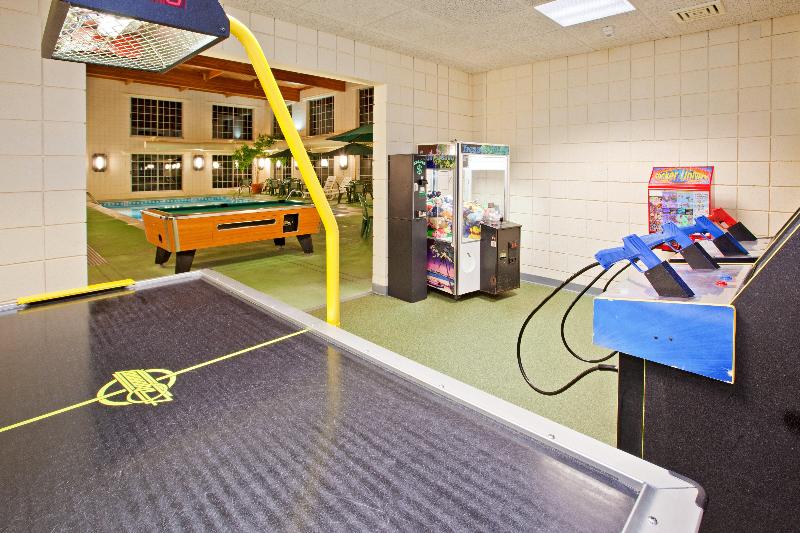 فندق Holiday Inn Express Grand Rapids Southwest, An Ihg