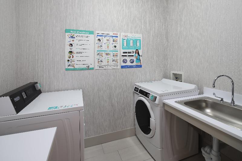 فندق Holiday Inn Express Grand Rapids Southwest, An Ihg