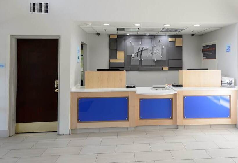 ホテル Holiday Inn Express Hillsborough Durham Area, An Ihg