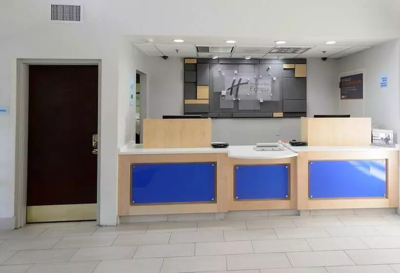 ホテル Holiday Inn Express Hillsborough Durham Area, An Ihg