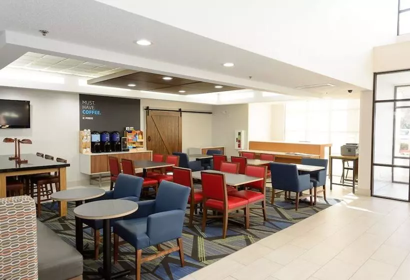ホテル Holiday Inn Express Hillsborough Durham Area, An Ihg