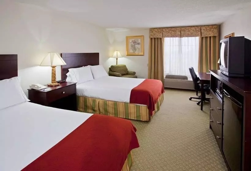 בית מלון כפרי Holiday Inn Express Washington By Ihg