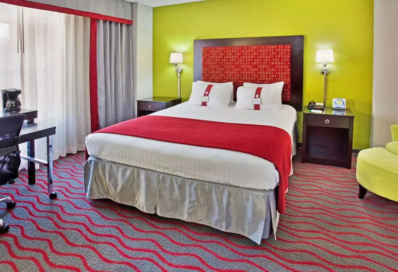 هتل Holiday Inn Kansas City Downtown-Aladdin