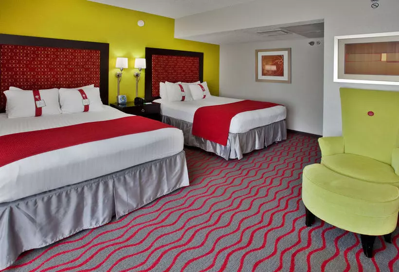 هتل Holiday Inn Kansas City Downtown-Aladdin