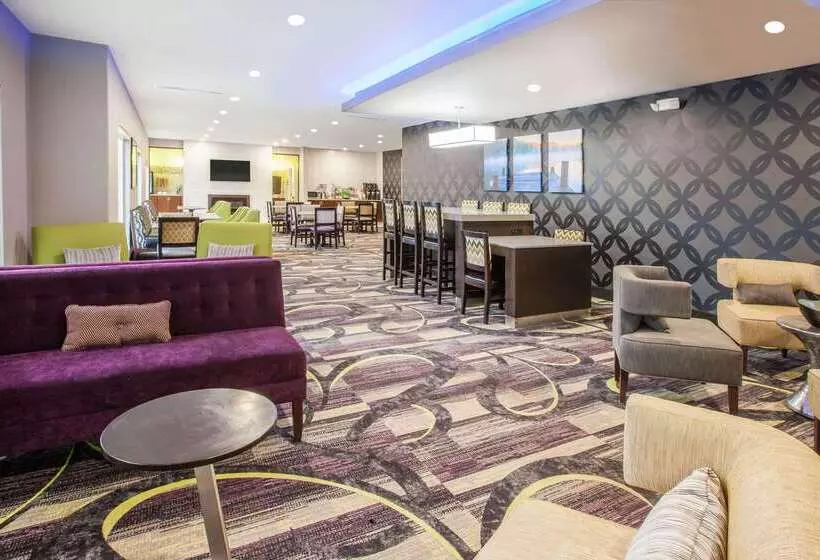 호텔 La Quinta Inn And Suites By Wyndham Elkhart
