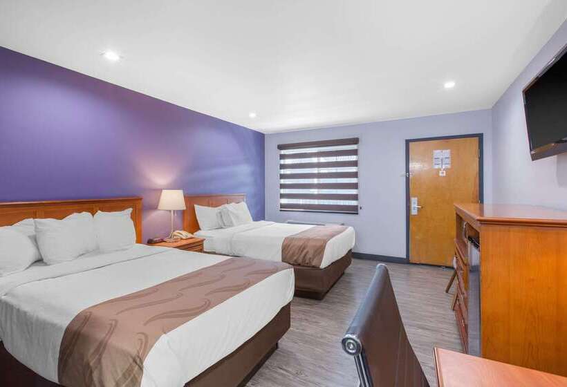בית מלון כפרי Quality Inn Near Hollywood Walk Of Fame