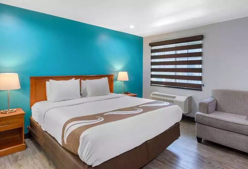 هتل Quality Inn Near Hollywood Walk Of Fame