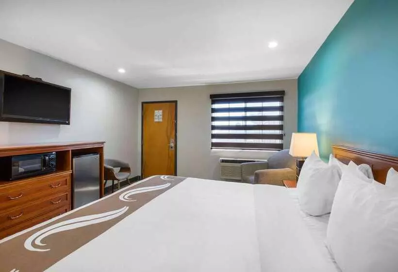 هتل Quality Inn Near Hollywood Walk Of Fame