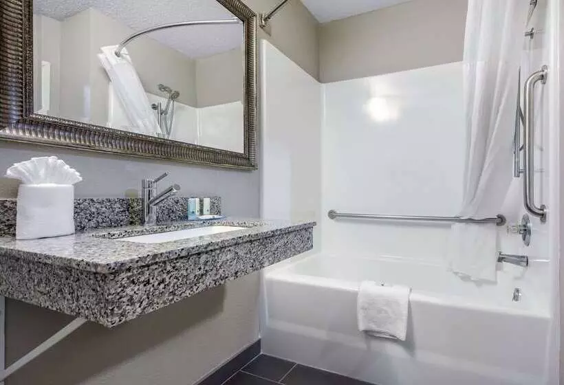 فندق Quality Inn & Suites Brownsburg Indianapolis West