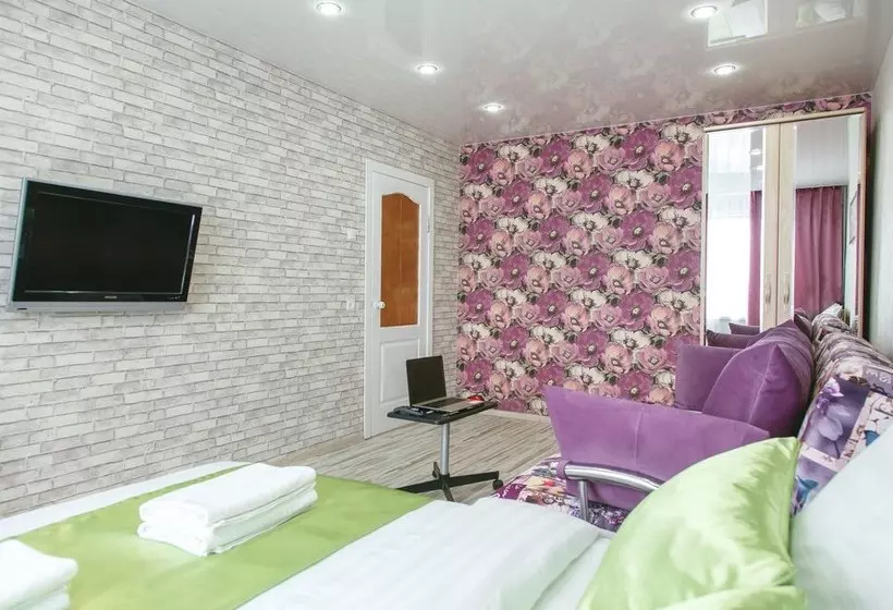 Apartments 5 Zvezd Malakhitova Shkatulka