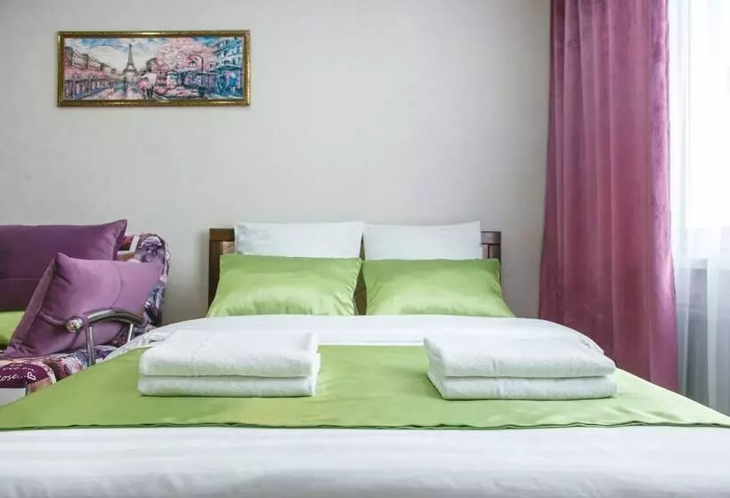 Apartments 5 Zvezd Malakhitova Shkatulka