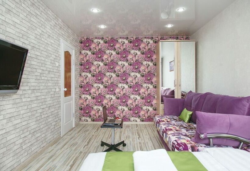 Apartments 5 Zvezd Malakhitova Shkatulka