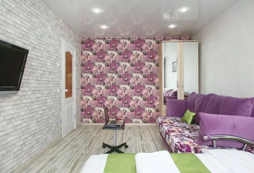 Apartments 5 Zvezd Malakhitova Shkatulka