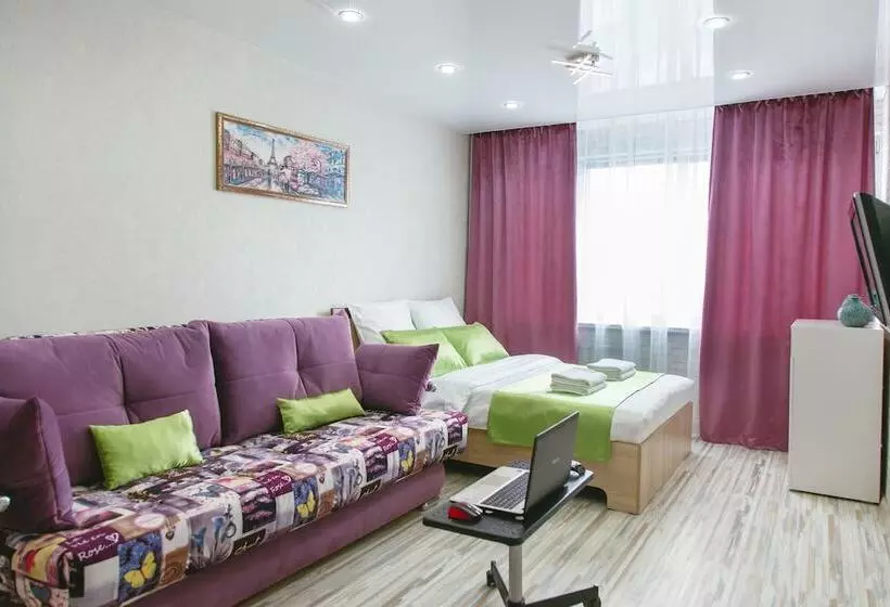 Apartments 5 Zvezd Malakhitova Shkatulka