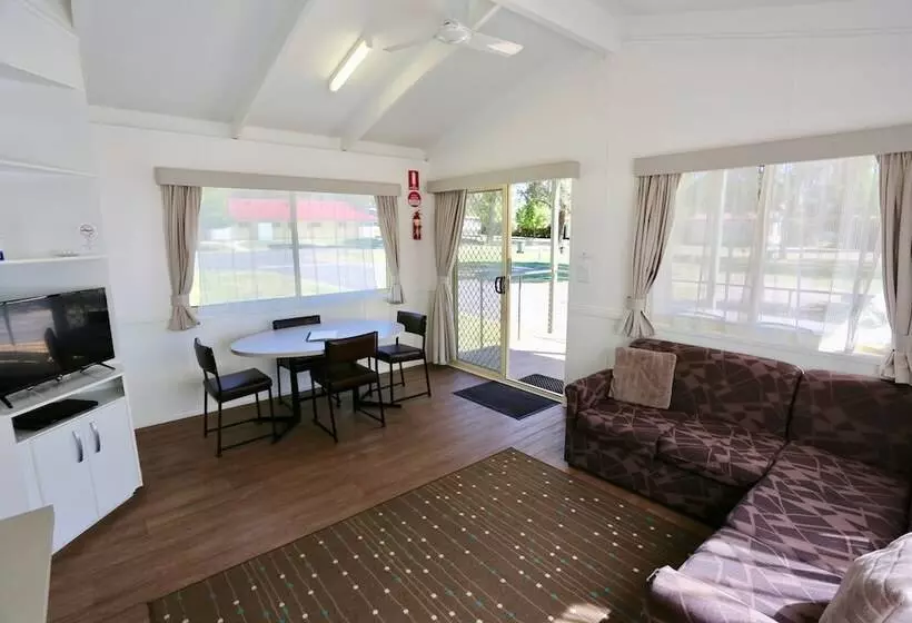 Hotelli Jenolan Holiday Park Oberon
