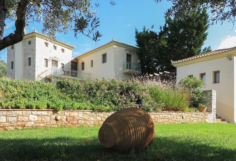 Luxurious Sea & Olive Private Villa Pool