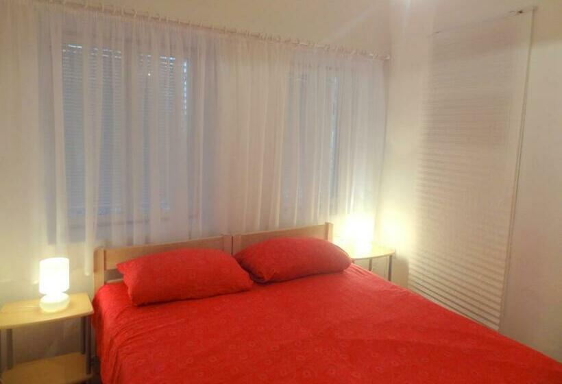 Old Center Apartments