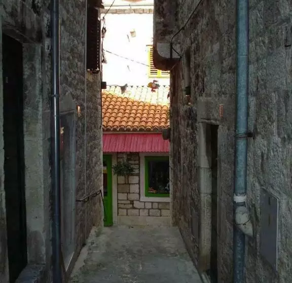 Old Center Apartments