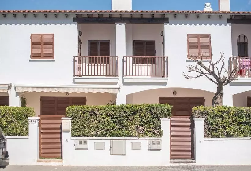 Semi Detached House 1