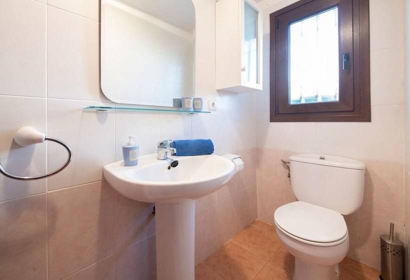 Semi Detached House 1