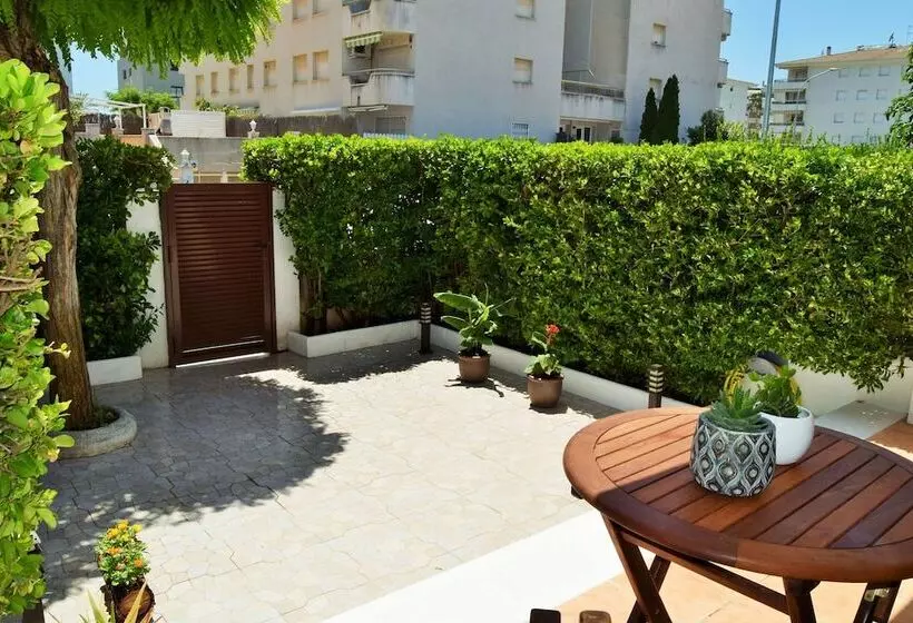 Semi Detached House 1