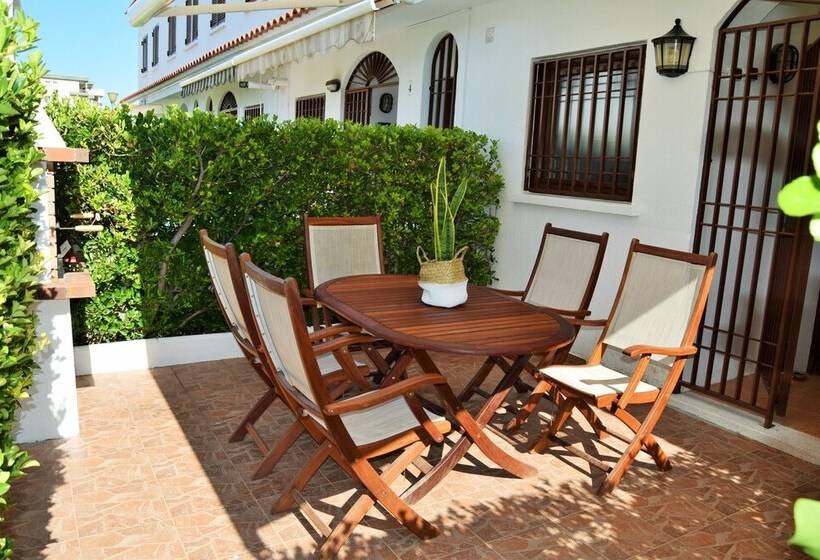 Semi Detached House 1