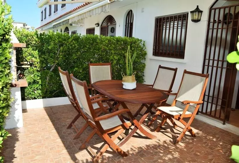 Semi Detached House 1