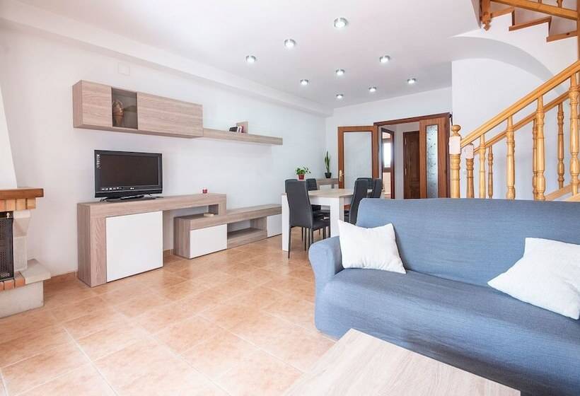 Semi Detached House 1