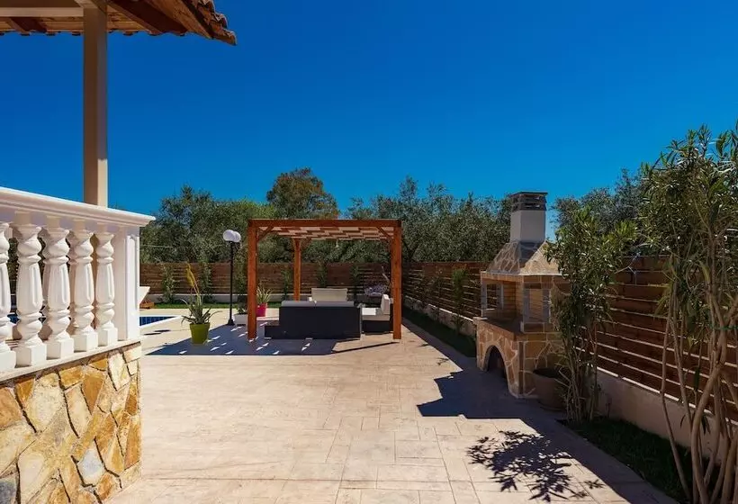 Villa Eleon