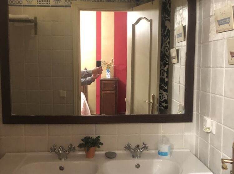 Apartamento En Pleno Centro De Marchena