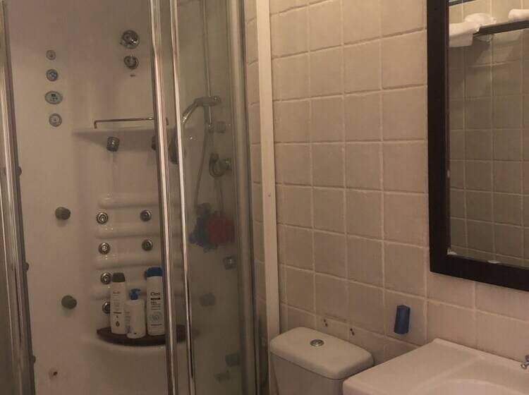 Apartamento En Pleno Centro De Marchena