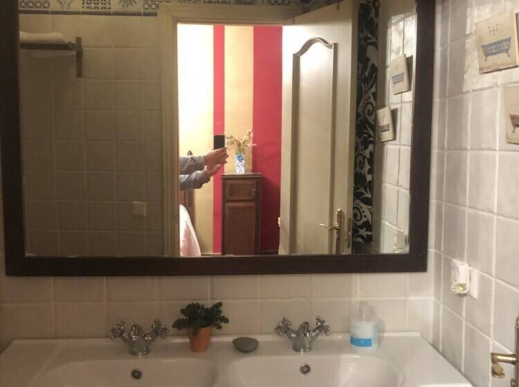 Apartamento En Pleno Centro De Marchena