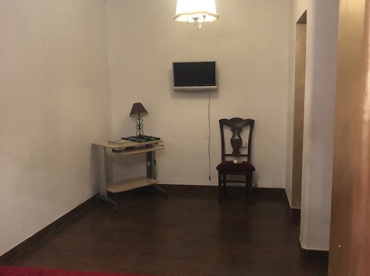 Apartamento En Pleno Centro De Marchena