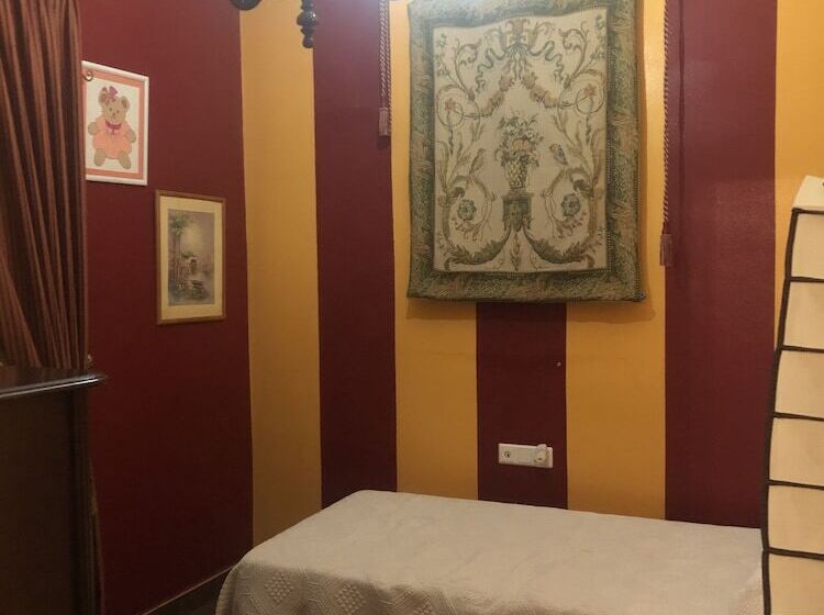 Apartamento En Pleno Centro De Marchena