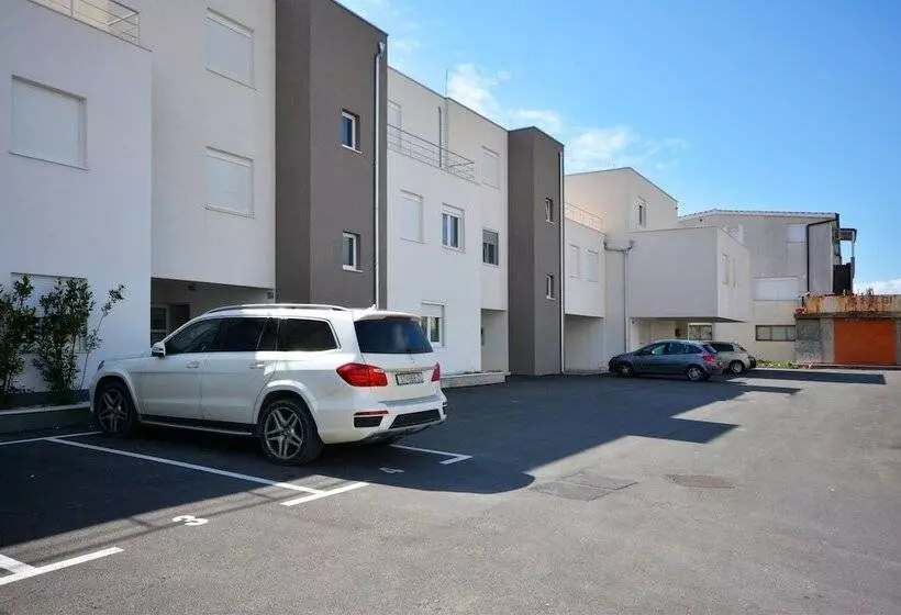 Apartment Jure