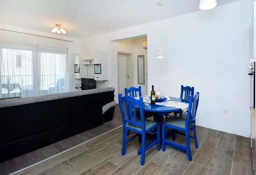 Apartment Jure
