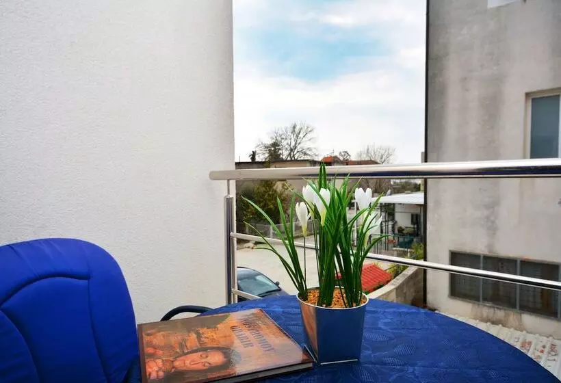 Apartment Jure
