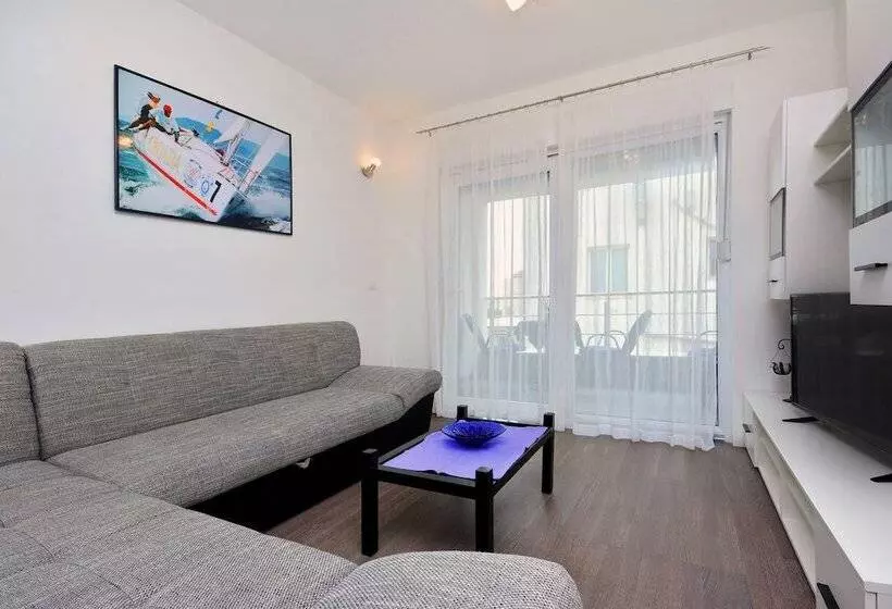 Apartment Jure