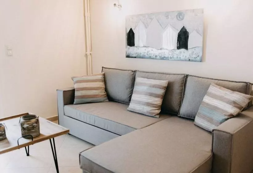 Best House, Central Luxury Apartment, Agiou Nikolaou, Patra