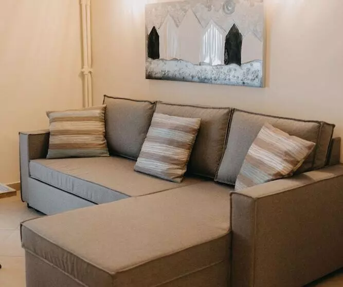 Best House, Central Luxury Apartment, Agiou Nikolaou, Patra