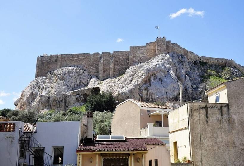 Historic Plaka Apartments