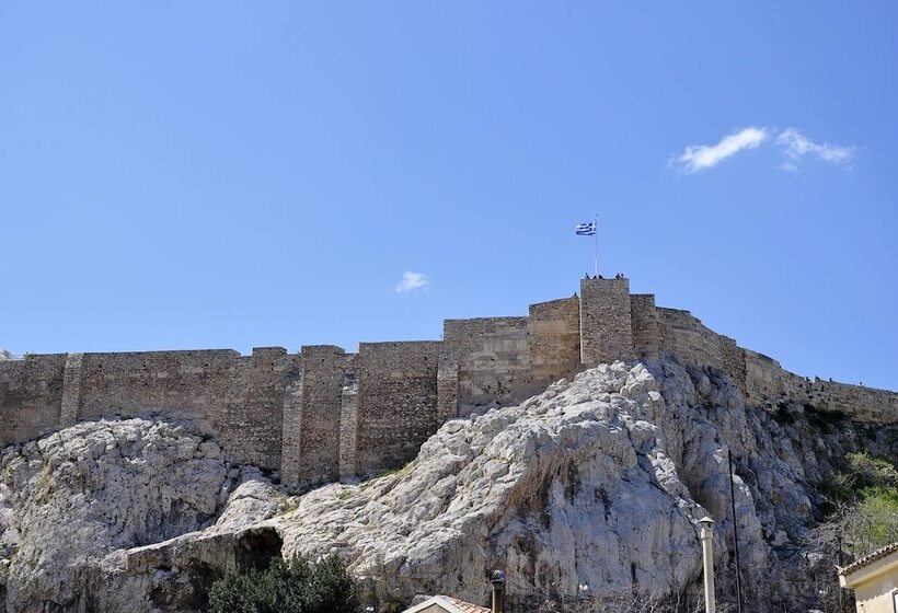 Historic Plaka Apartments