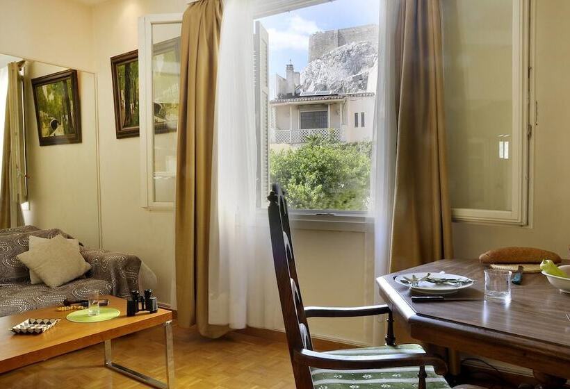 Historic Plaka Apartments