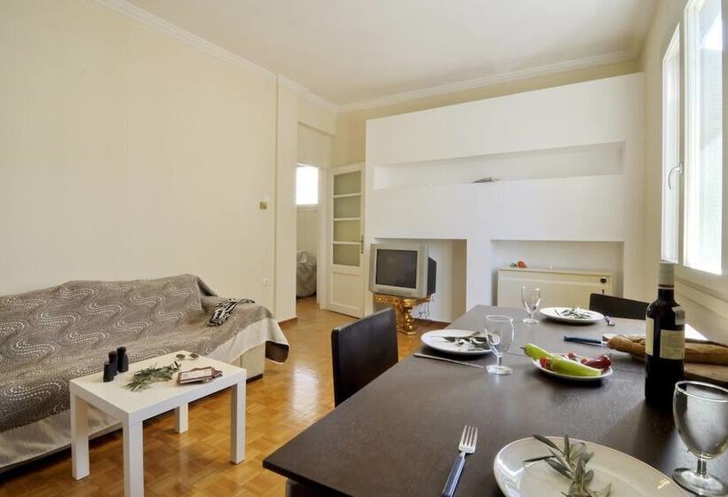 Historic Plaka Apartments