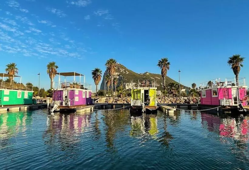 Hotelli Boat Haus Mediterranean Experience Alcaidesa  La Linea